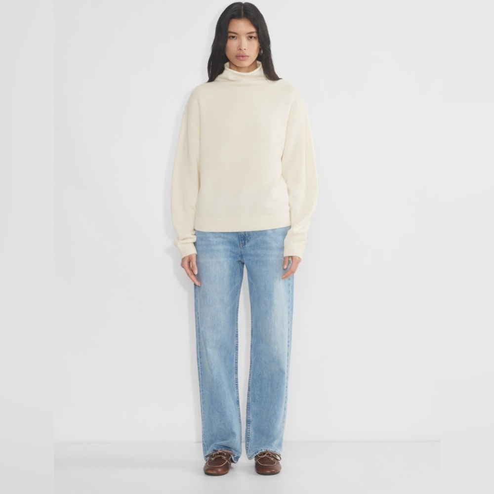 Aritzia Cashmere Mockneck Sweater in Whisper White